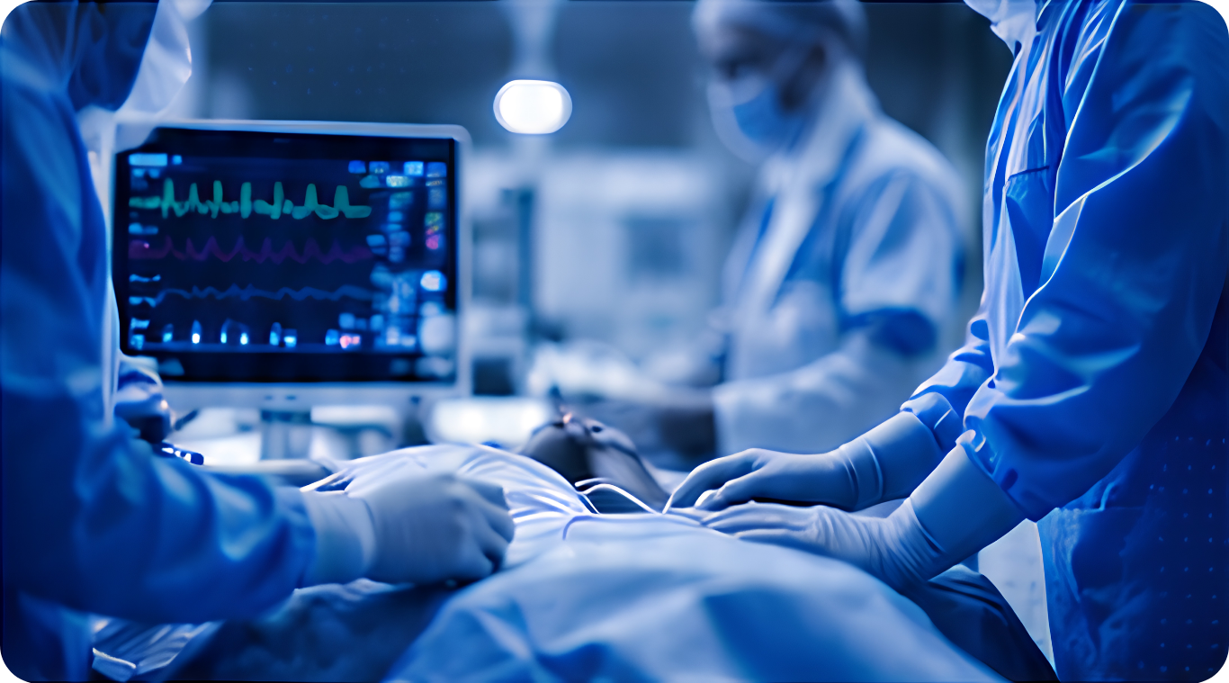 Equipo médico de CRITIC en Medicina Intensiva en Canarias